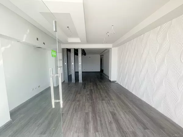 oficinas y locales comerciales - Alquiler céntrico local en Bella vista 2