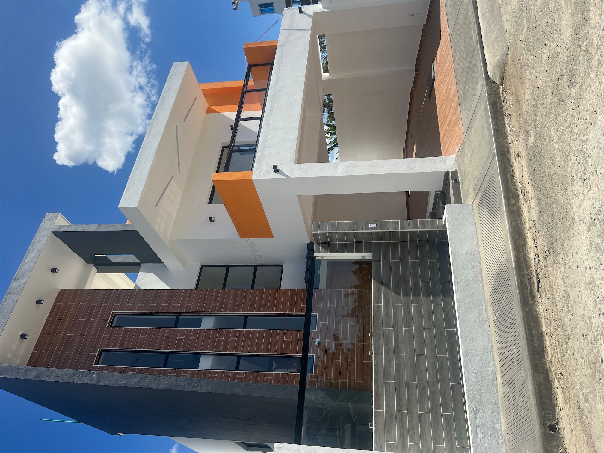 casas - Venta de casa en la autopista de san Isidro prado oriental opción con piscina 3