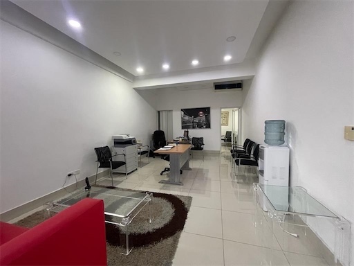oficinas y locales comerciales - Local céntrico y comercial bella vista 1