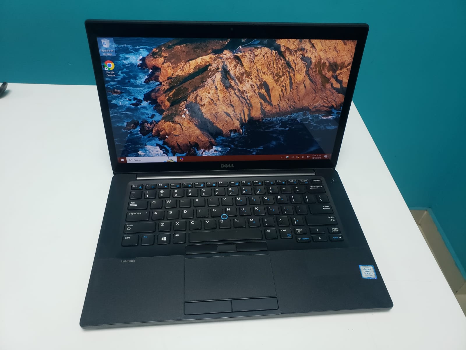 computadoras y laptops - Laptop, Dell Latitude 7480 (touch) / 7th Gen, Inte