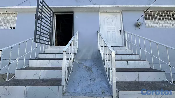 casas - CASA DUPLEX DE OPORTUNIDAD EN VENTA CAMBOYA SANTIAGO 2