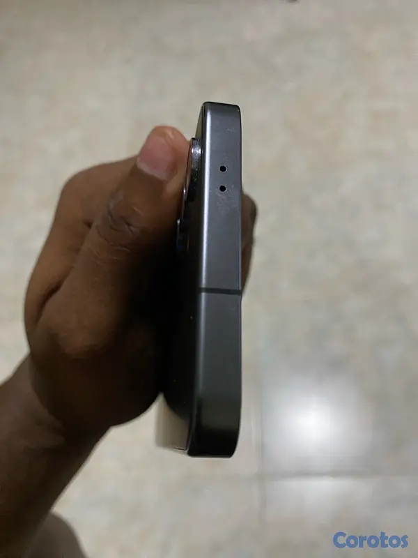celulares y tabletas - Samsung galaxy S24 normal  2