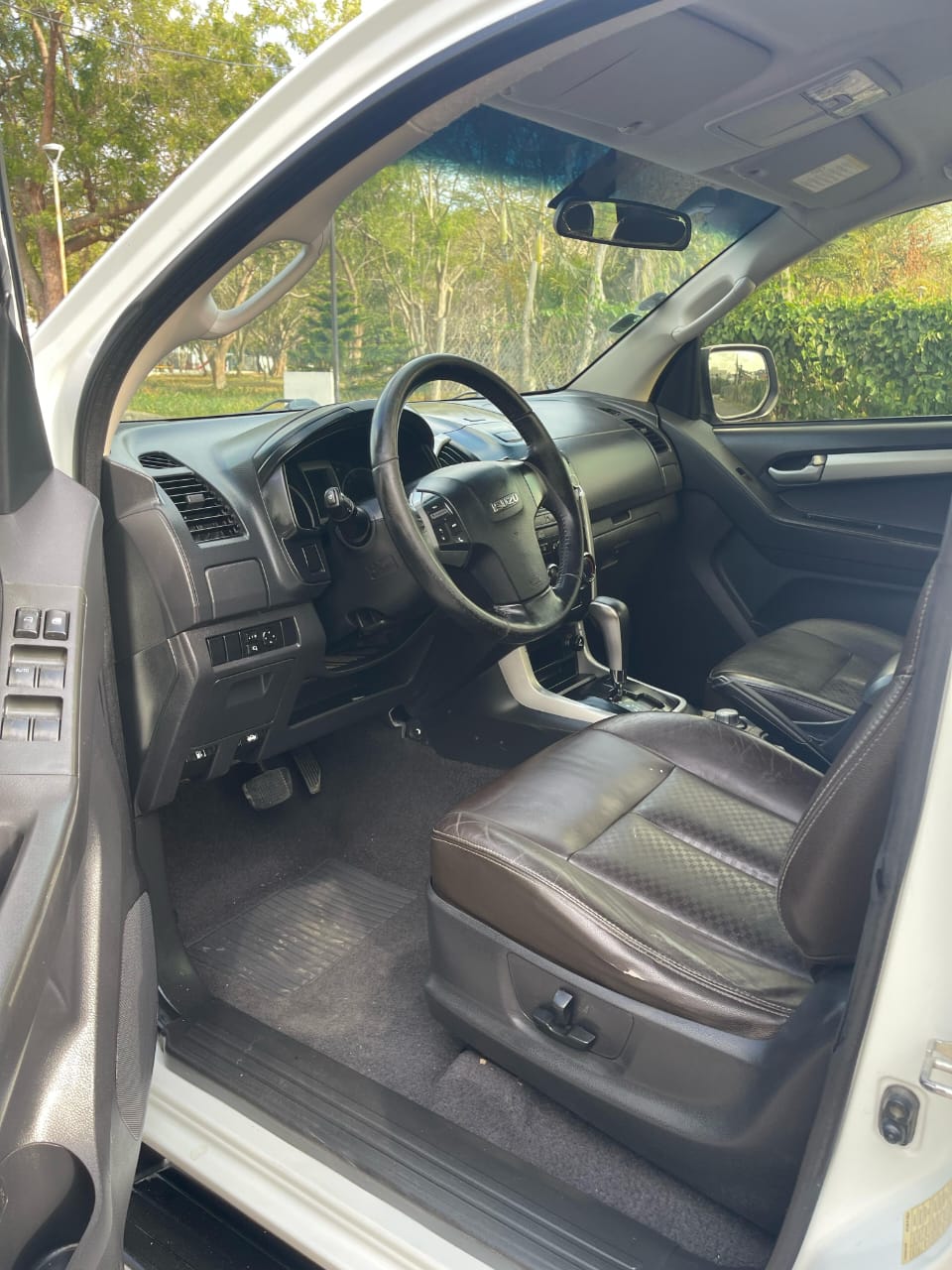 jeepetas y camionetas - Isuzu dmax 2013 3