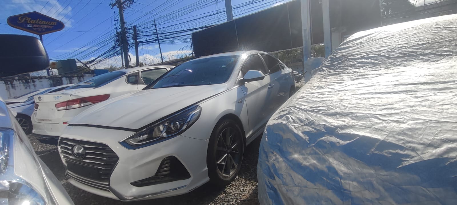 carros - HYUNDAI NEW RISE AÑO 2018 DESDE: RD$710,000.00 0