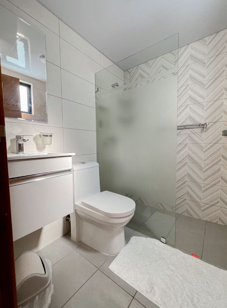 apartamentos - Alquiler de Apartamento Amoblado Evaristo Morales 6