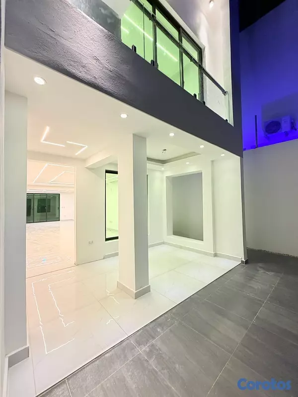 casas - venta de casa de lujo con piscina en la autopista de san isidro prado oriental  9