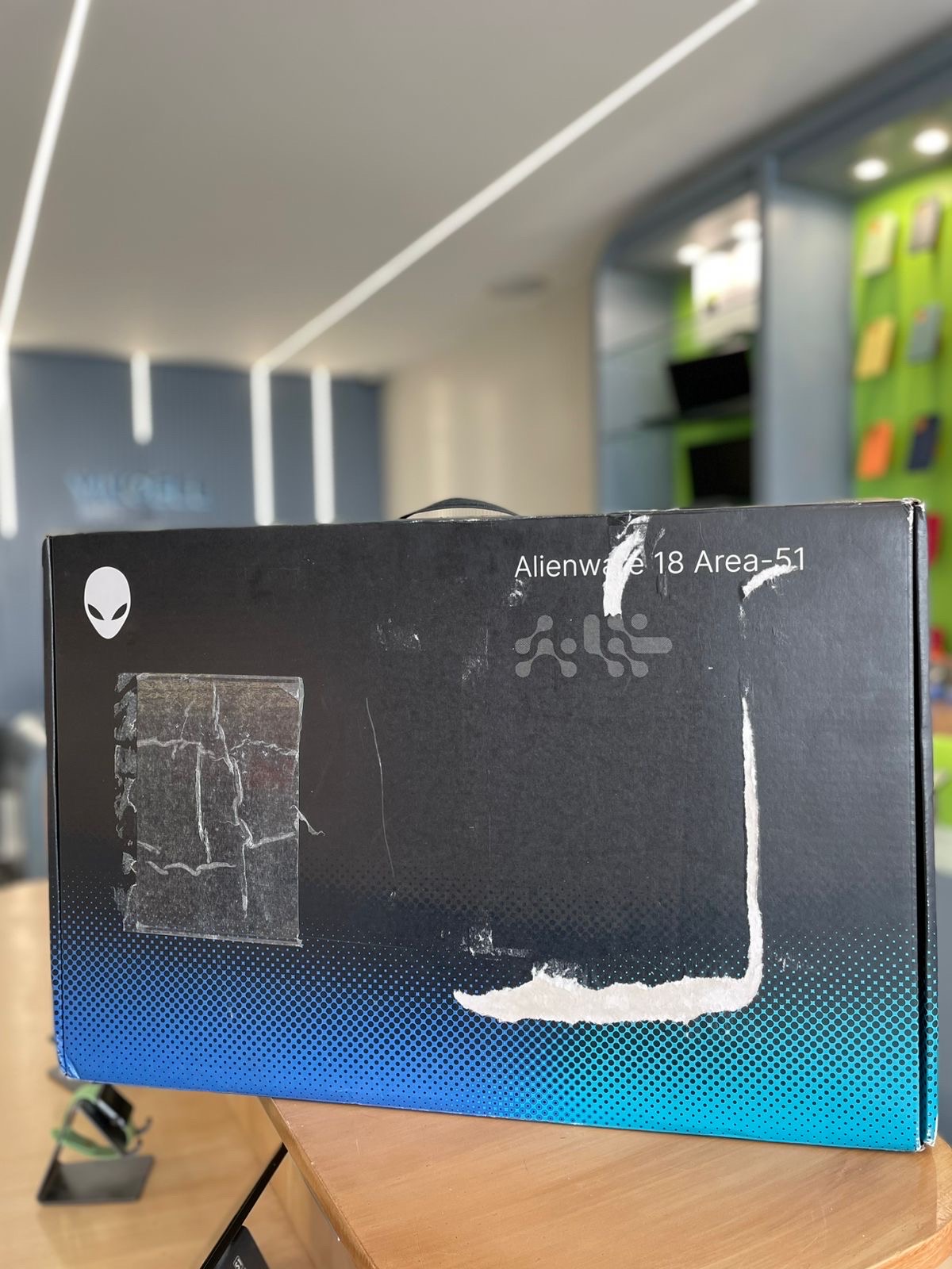 computadoras y laptops - LAPTOP ALIENWARE 18 ÁREA 51 ULTRA 9RTX5080 - $190,000 3