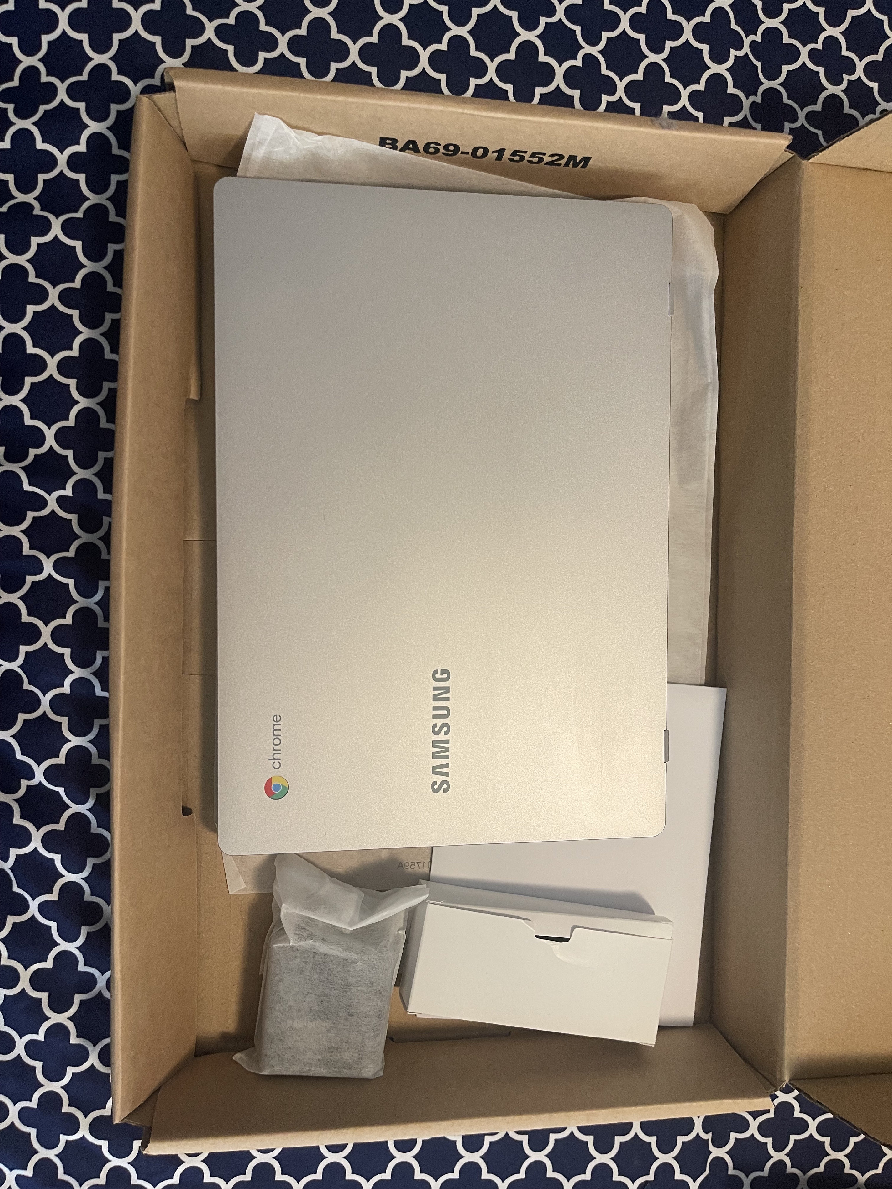 computadoras y laptops - Vendo Laptop Samsung Chromebook nueva 1
