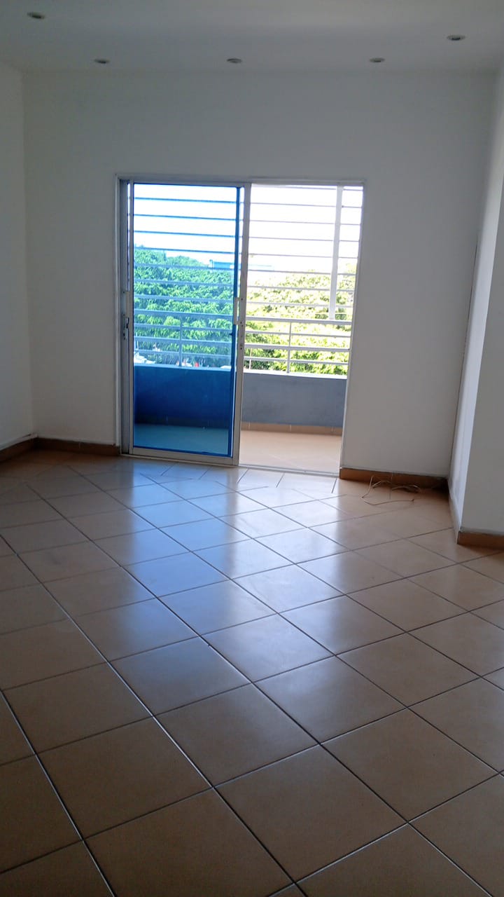 apartamentos - VENDE APARTAMENTO EN LAS AVENIDA INDEPENDENCIA   