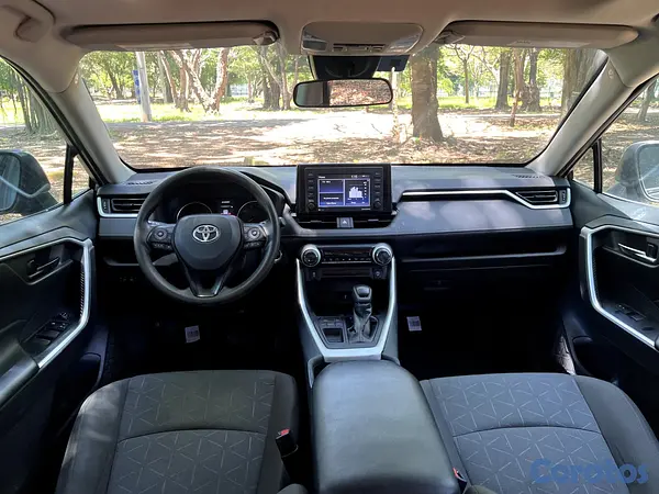 jeepetas y camionetas - Toyota RAV4 XLE 2022 3