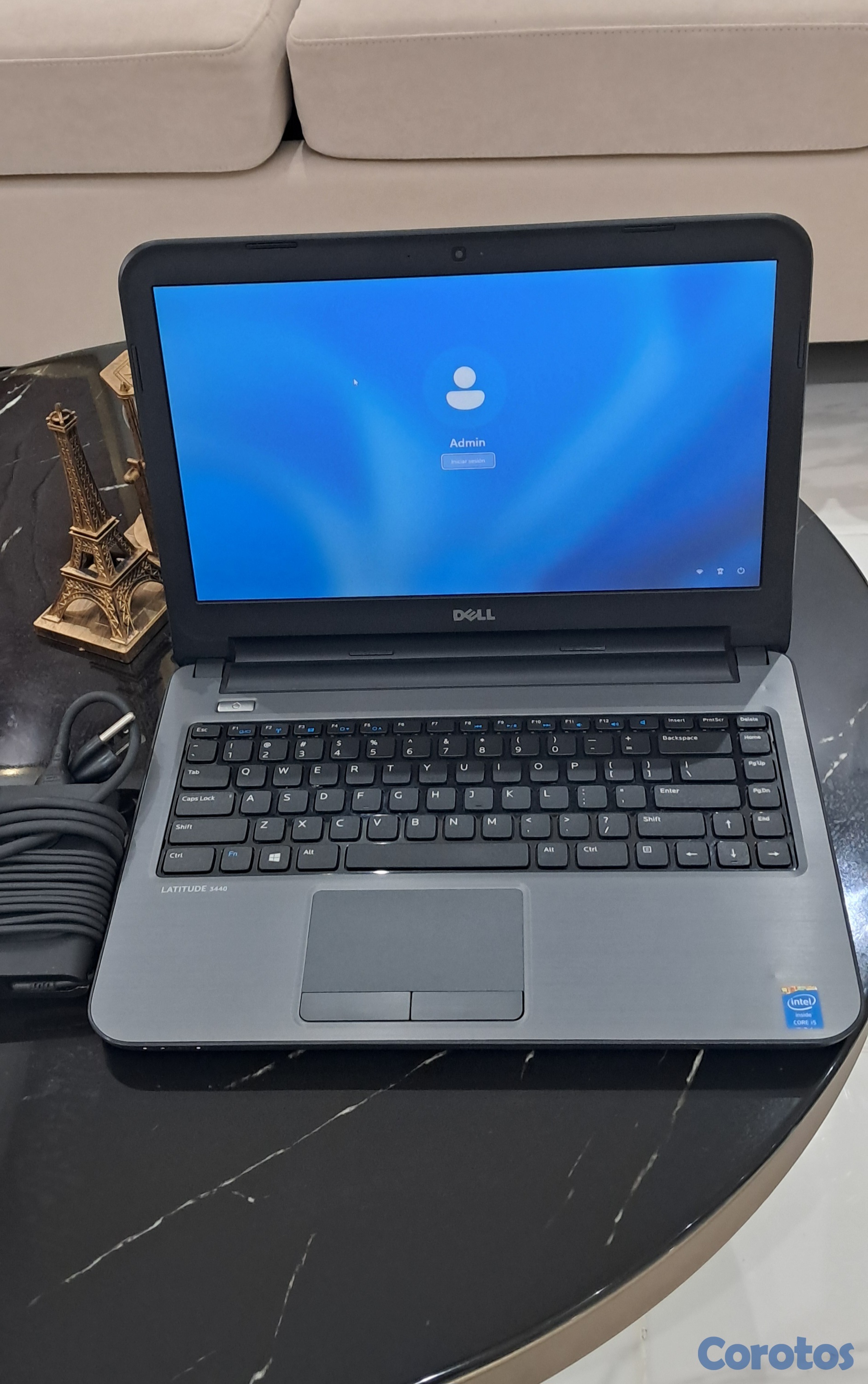 computadoras y laptops - Laptop Dell 16GB 400GB SSD i5 Win 11 Pro 4