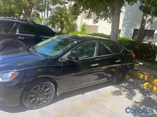 carros - NISSAN SENTRA 2017 3