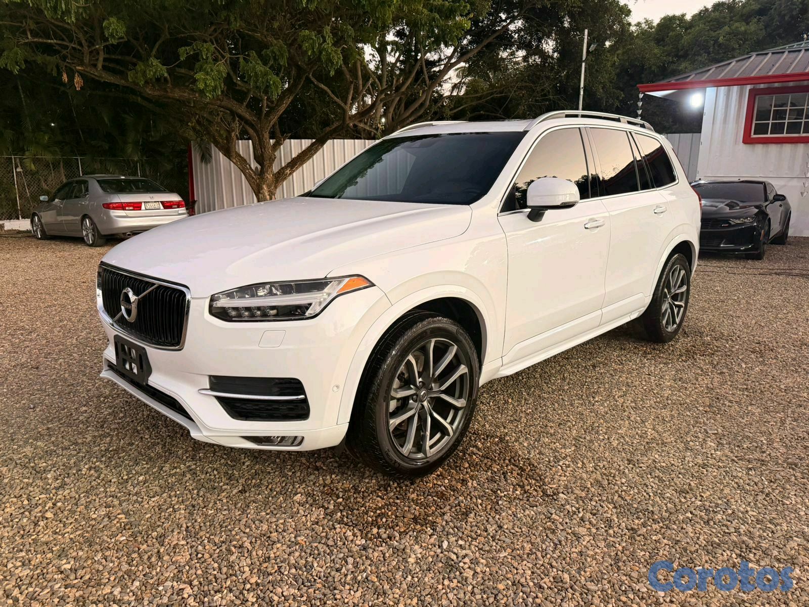 jeepetas y camionetas - volvo xc 90 2018 momentun 3