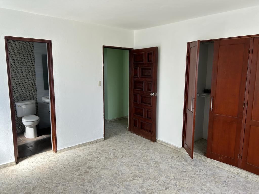 apartamentos - Vendo Apto en el Millón a una esquina de la 27
 6