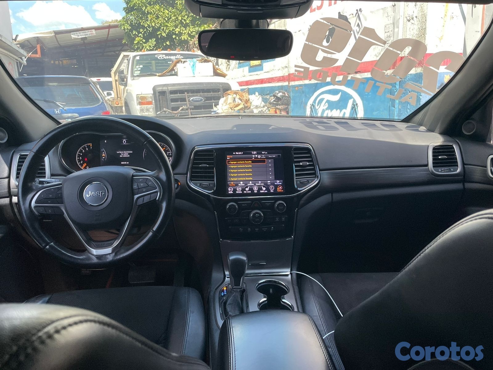 jeepetas y camionetas - VENDO JEEP GRAND CHEROKEE 2019 🔥💯 3