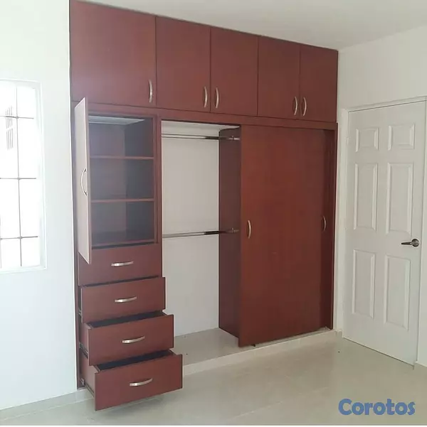 muebles y colchones - Closet personalizado en madera  4