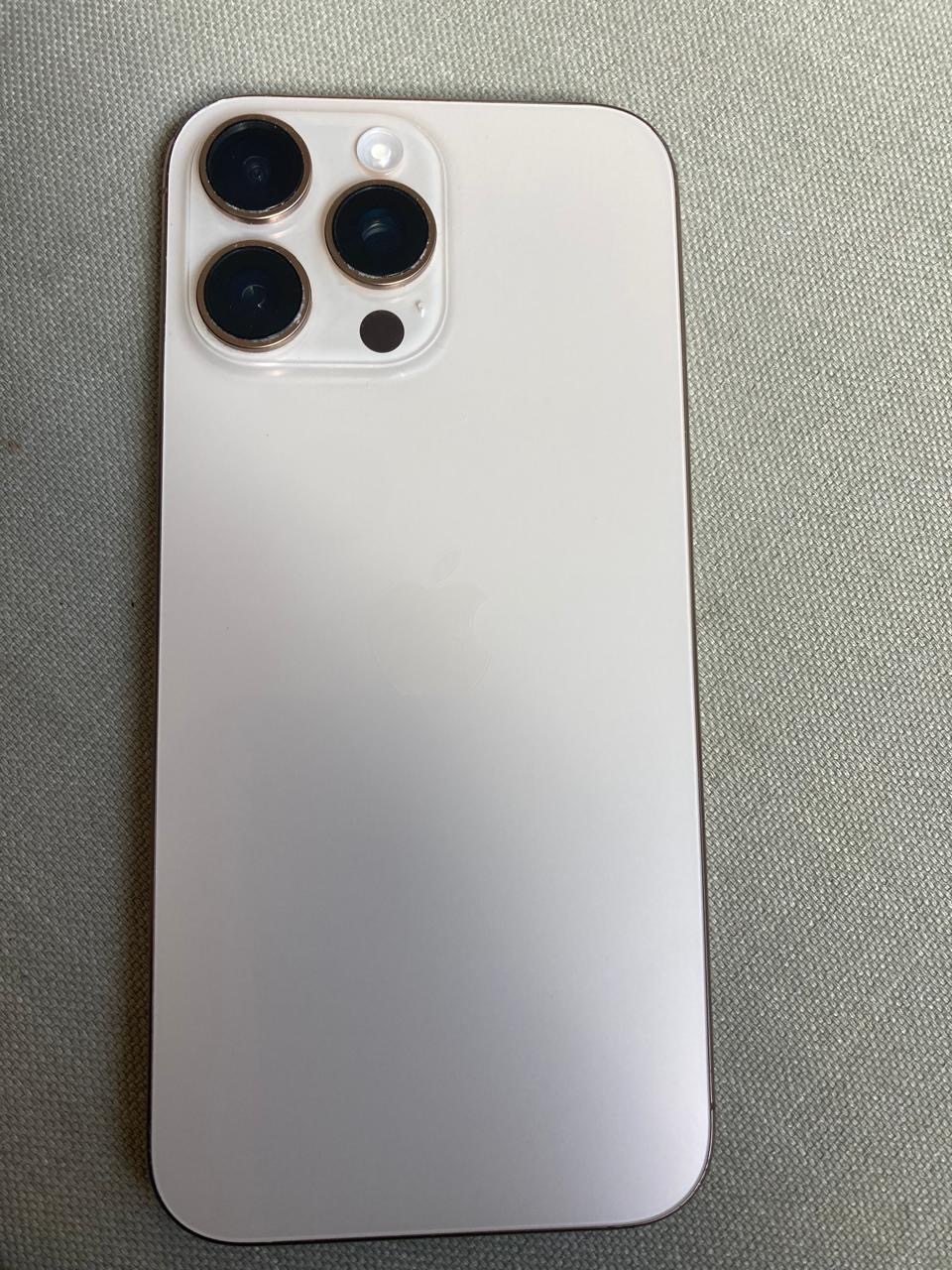 celulares y tabletas - iPhone 16 Max Pro  3