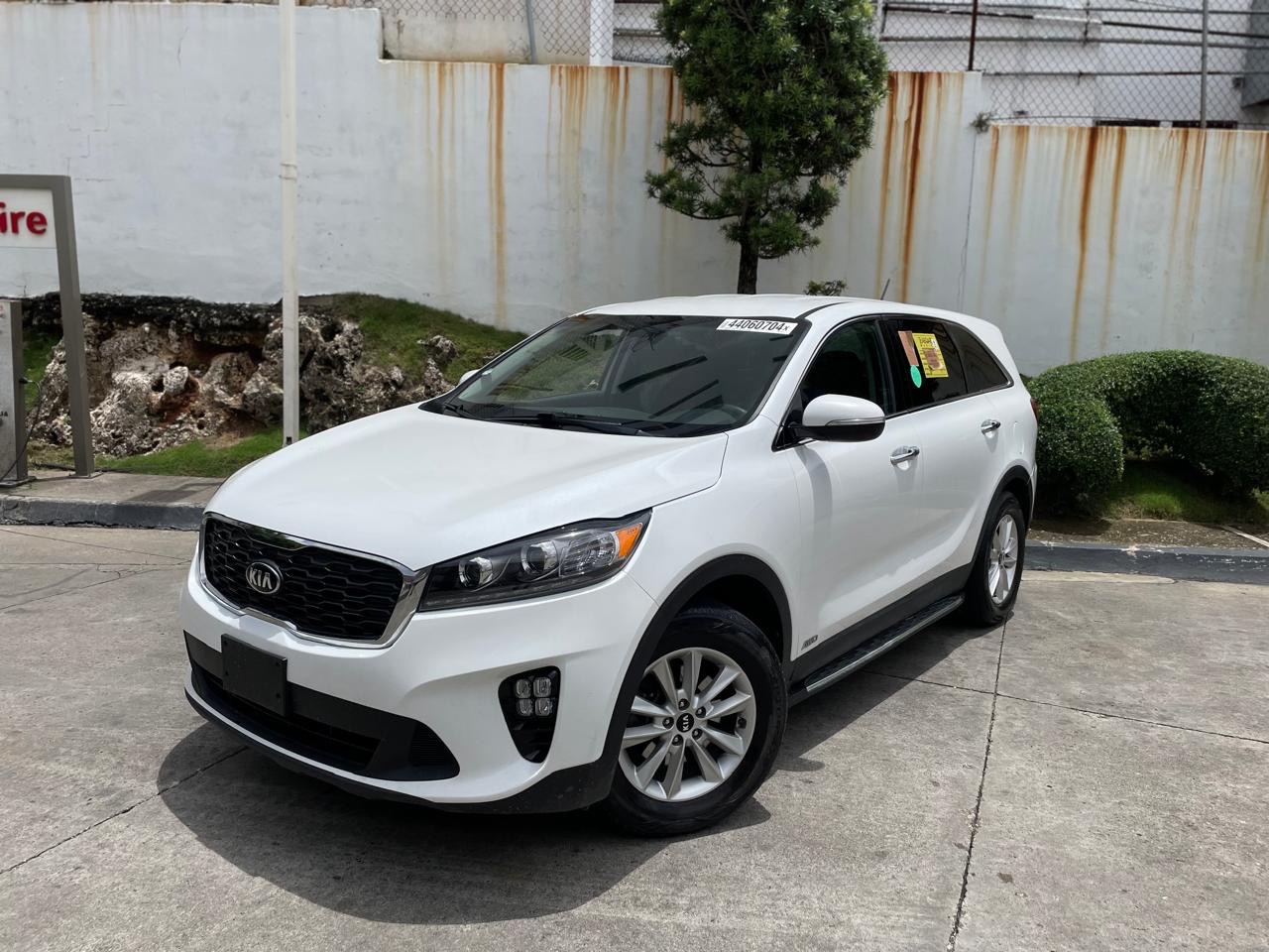 jeepetas y camionetas - KIA SORENTO LX 2020 INTERIOR EN PIEL PINTURA DE FABRICA COMPLETA CERO CHOQUES