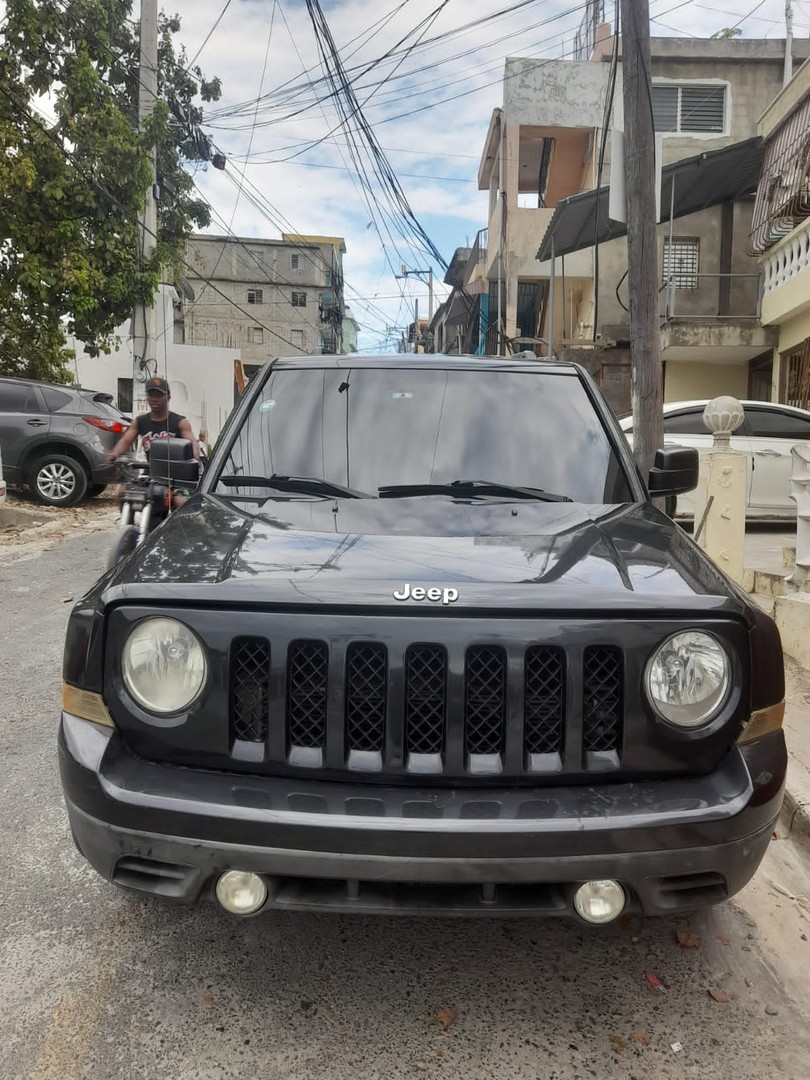 jeepetas y camionetas - Vendo Jeep Patroil 2016 $$NEGOCIABLE$$