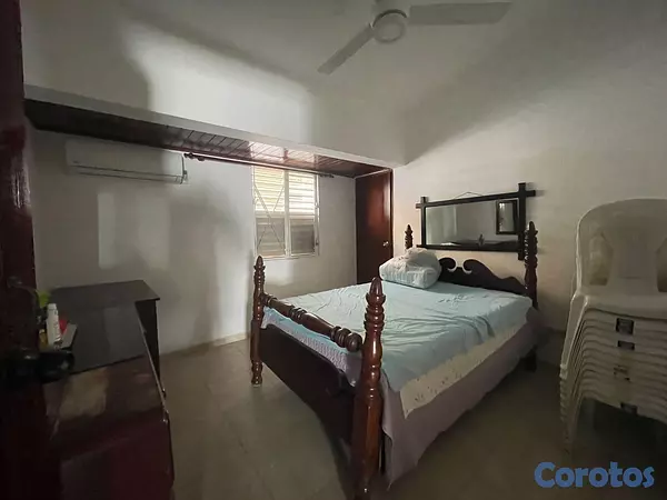 casas - vendo casa en Zona Universitaria. 2
