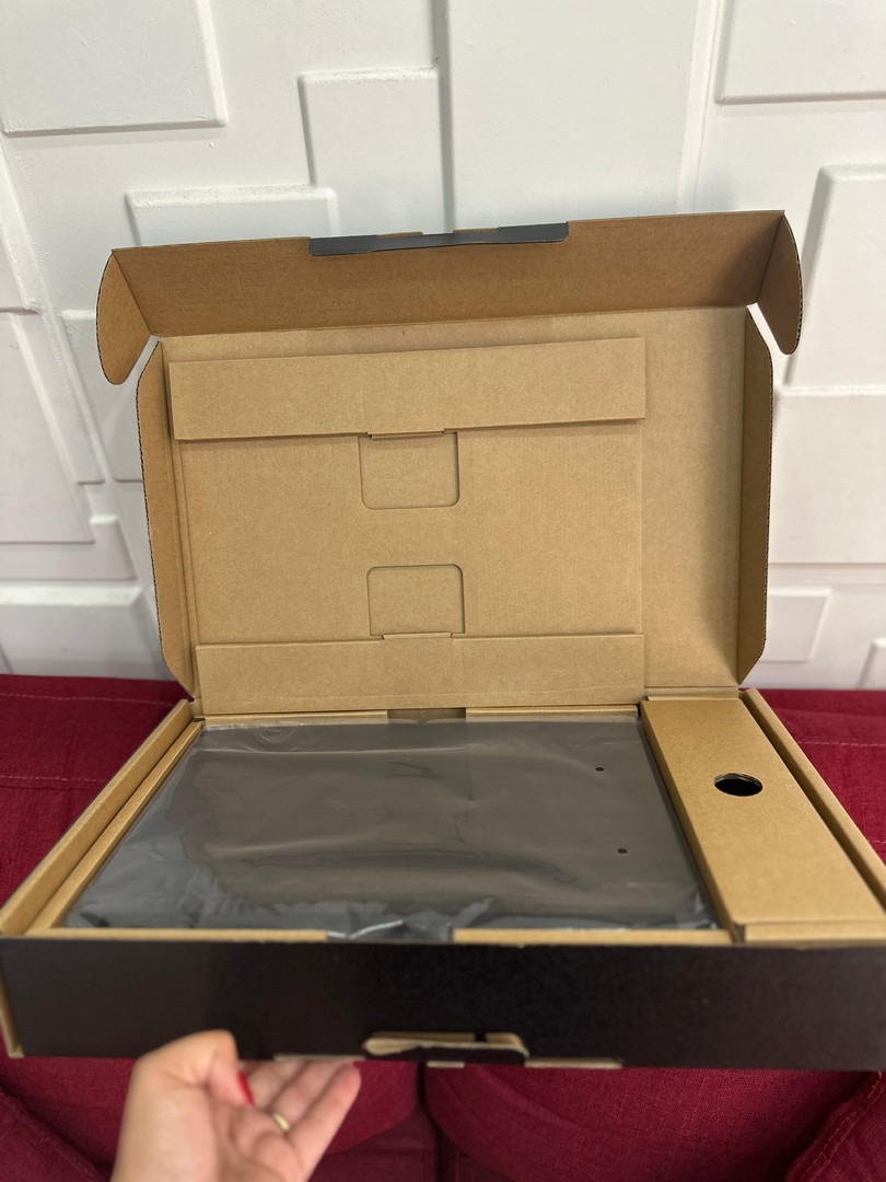 computadoras y laptops - LAPTOP MSI BRAVO 15|RYZEN 5 7535HS|15.6"|RTX4050 6GB|512GB SSD|16GB RAM DDR5 1