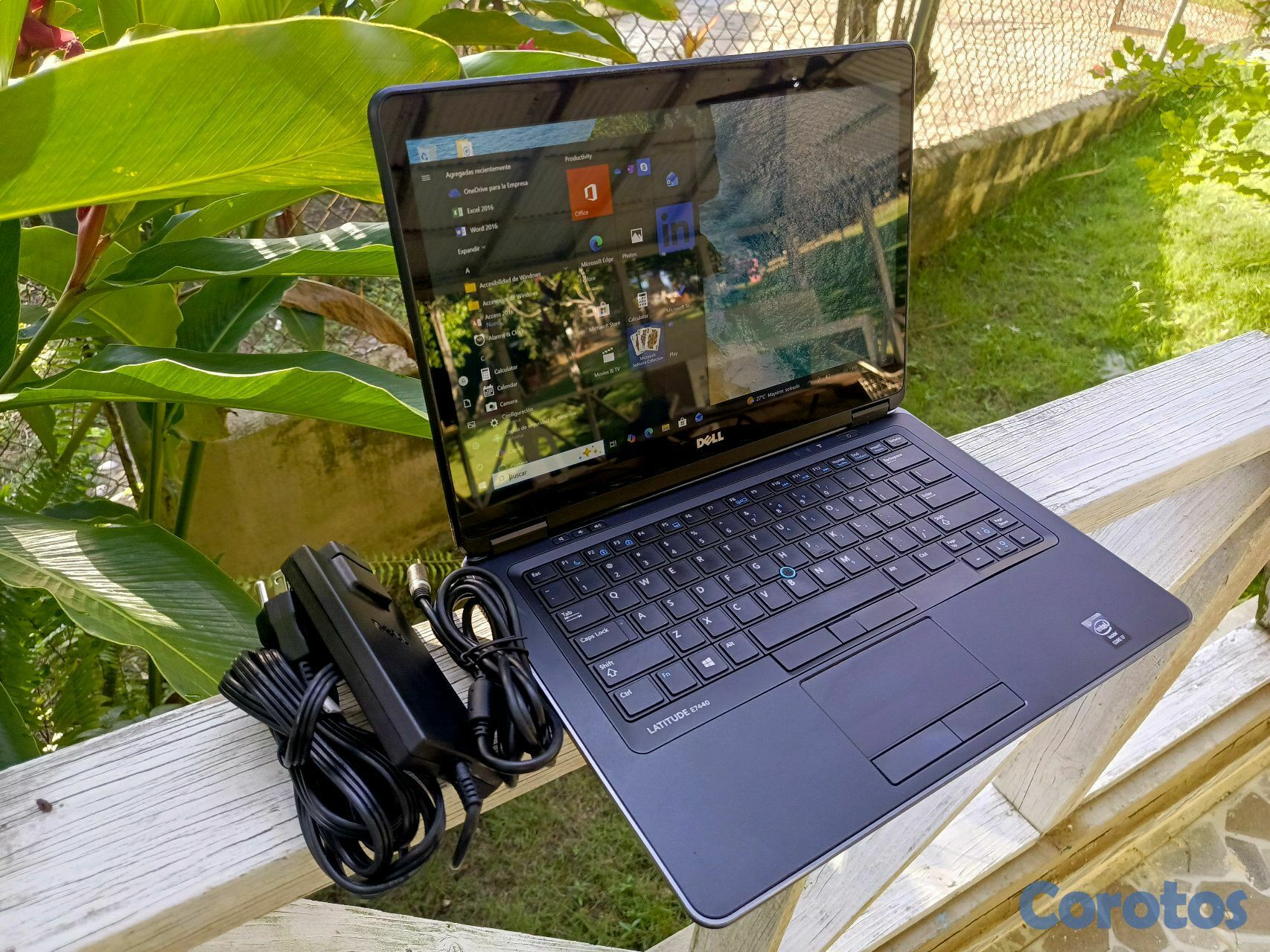 computadoras y laptops - Laptop Dell, Touch,  i7 4ta, Disco 256 GB, 16GB Ram. 1