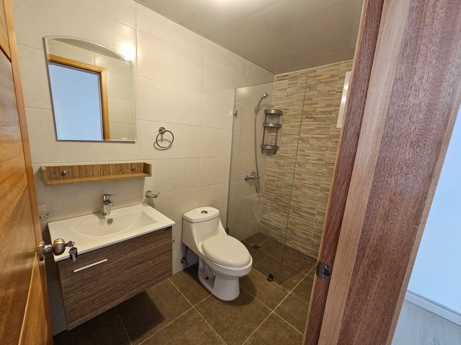 apartamentos - Alquiló en el millon piso 4 apartamento precio dos 8