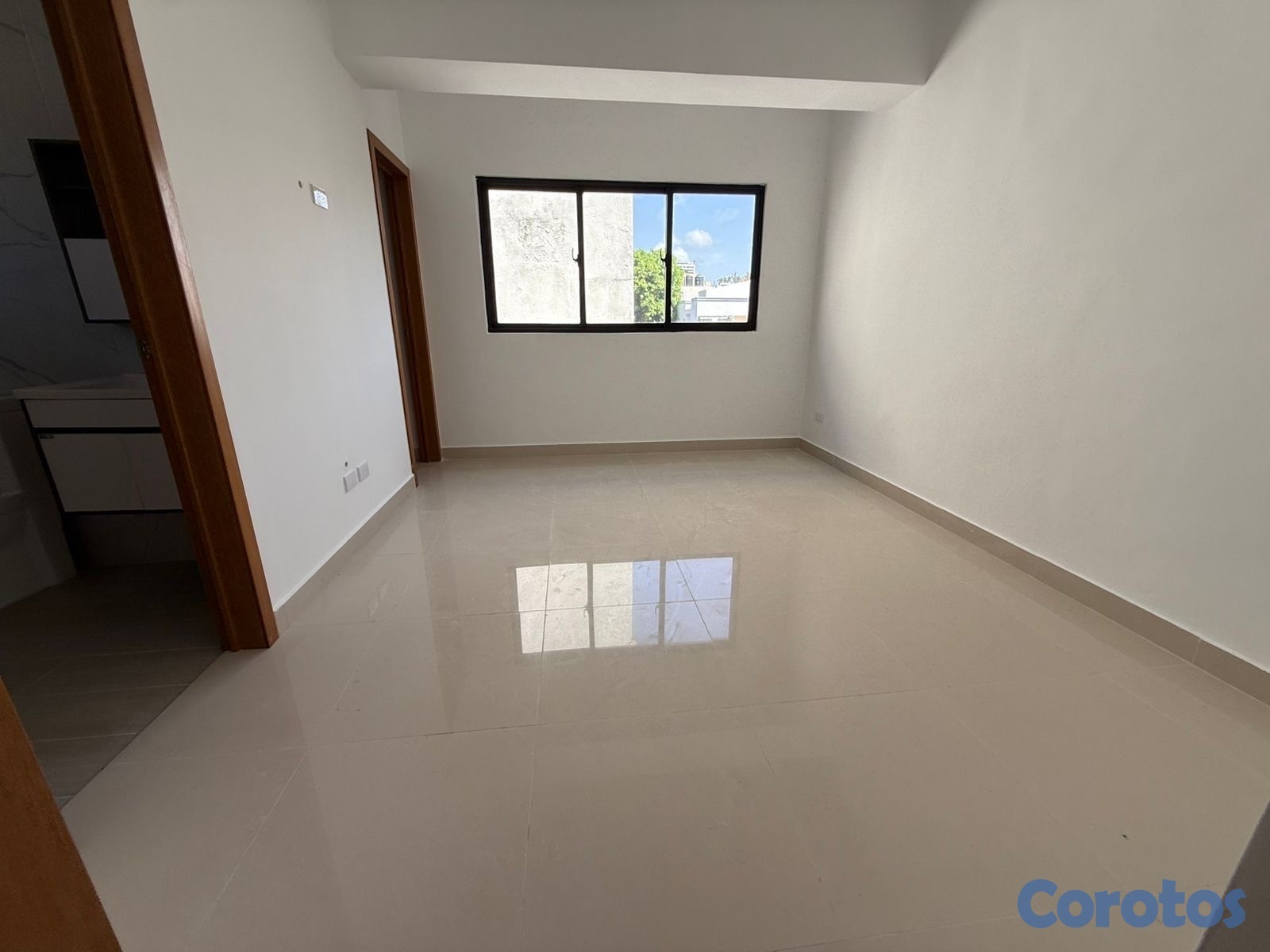 apartamentos - vendo independencia jardines del Sur piso 4 dos habitaciones 2.5 baños dos parqu 7