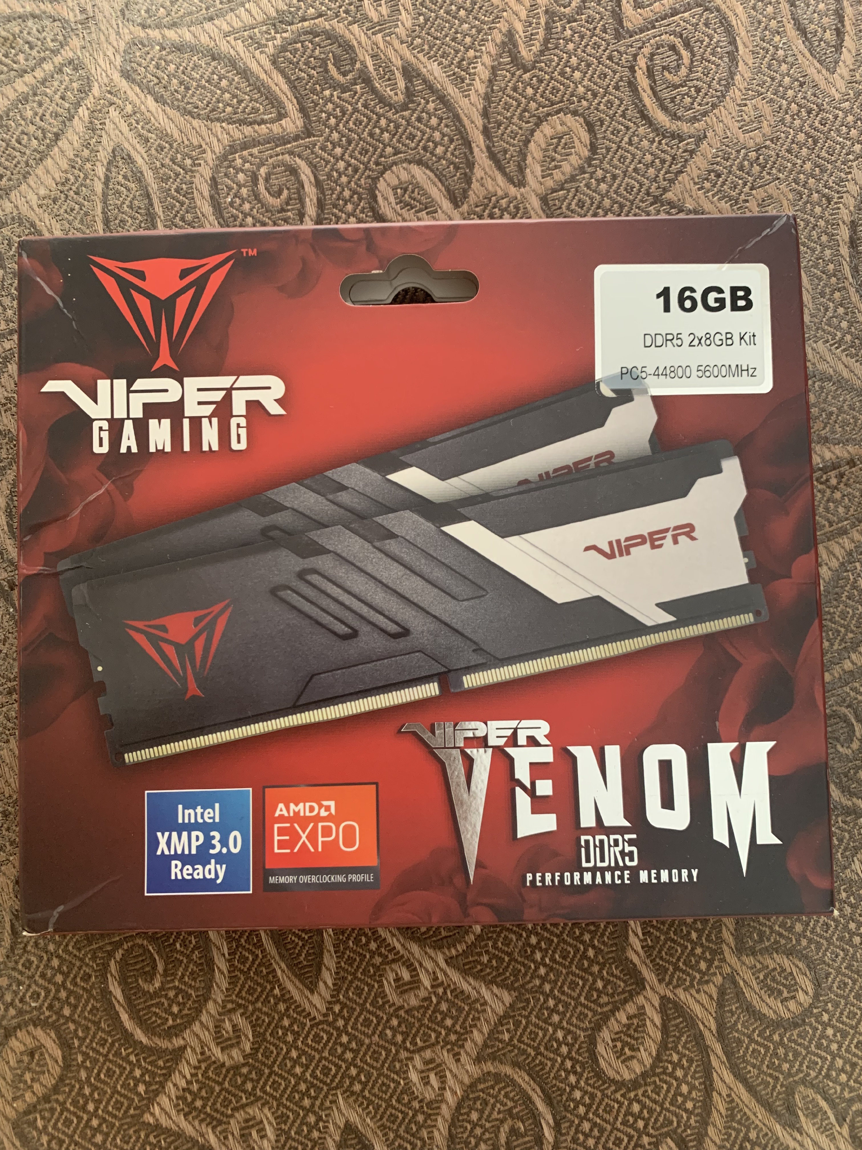 computadoras y laptops - MemoriasRAMVIPERVENOMDDR516GB Kit(2x8GB)5600MT/Scompatiblecon Intel XMP/AMD Expo 1