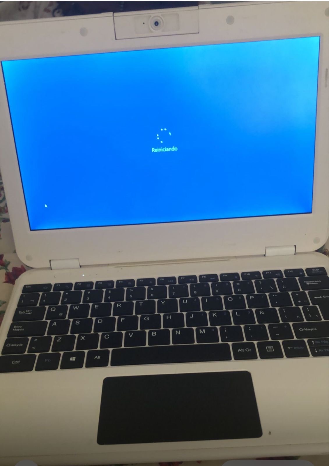 computadoras y laptops - Ordenador portátil Intel Celeron  0