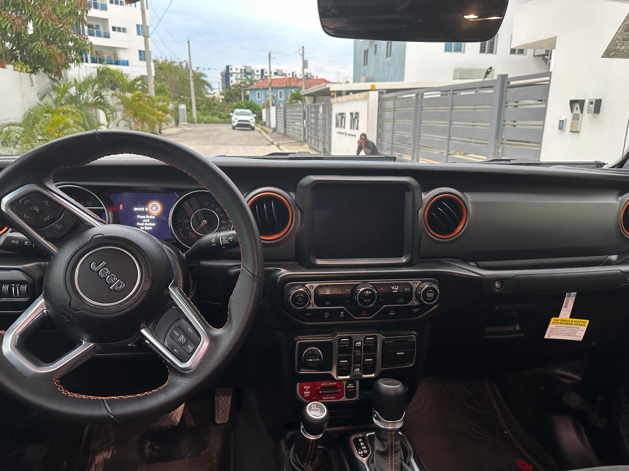 jeepetas y camionetas - Jeep gladiator mojave 2022 7