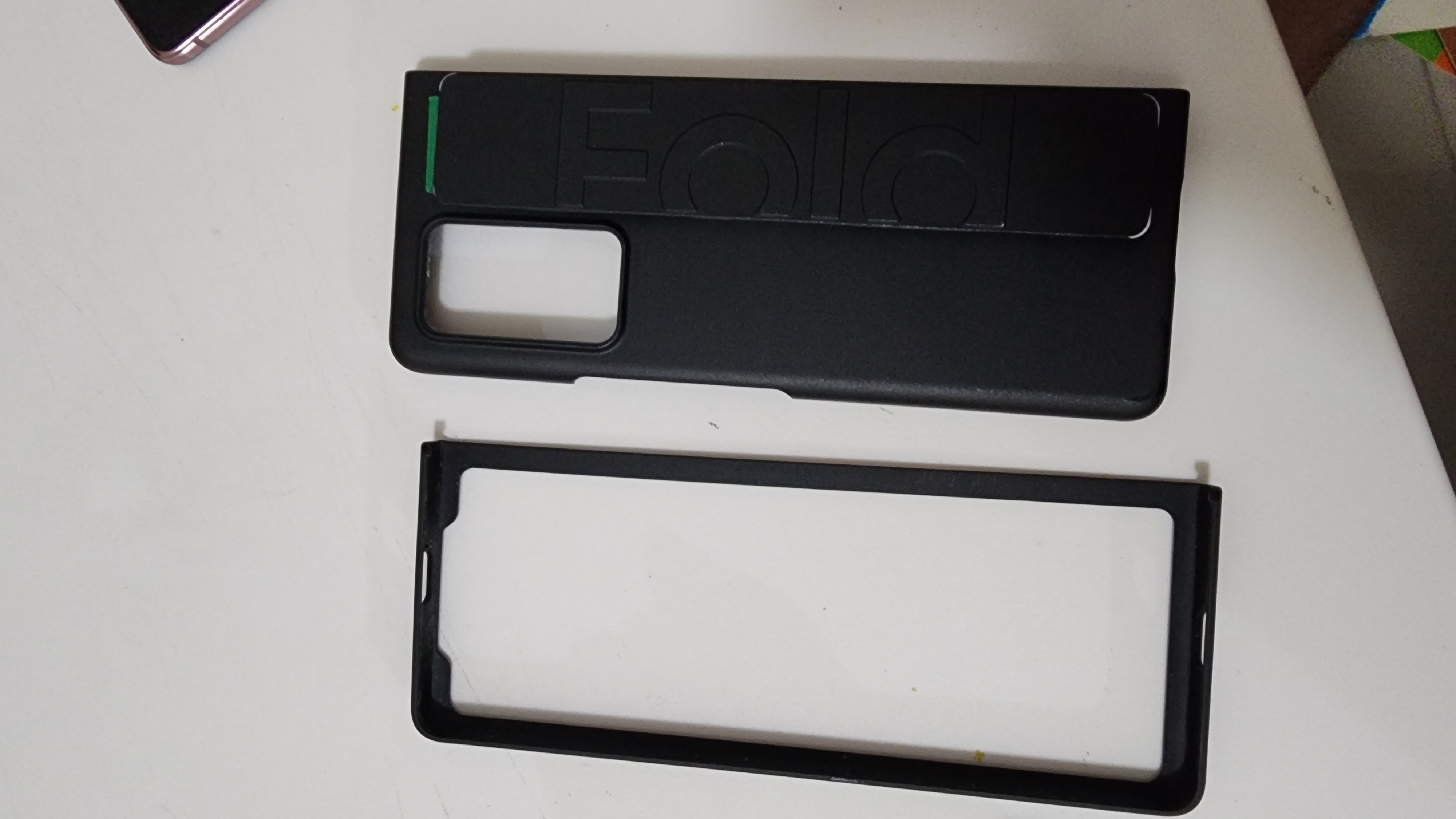 celulares y tabletas - Galaxy Fold 2 en buenas condiciones , funciona todo normal.  sin cargador 9