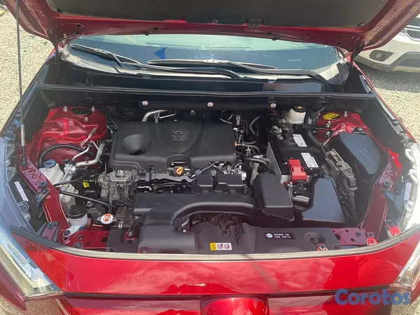 jeepetas y camionetas - Toyota Rav4 XLE AWD 2022 Recien Importada 9