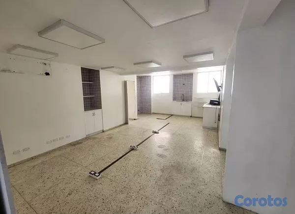 oficinas y locales comerciales - CASA COMERCIAL 6
