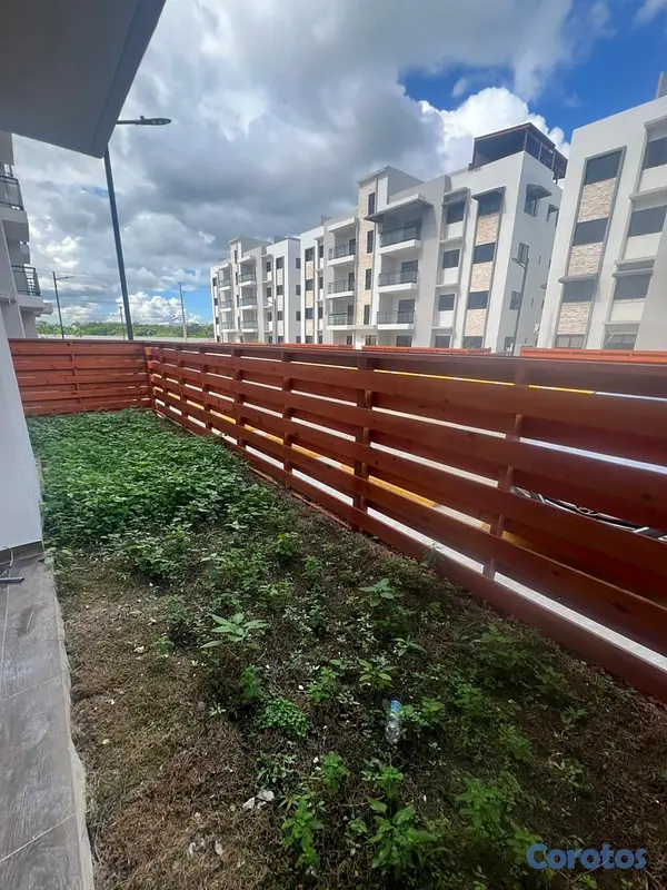 apartamentos - 🏡 APARTAMENTO EN VENTA – 1ER PISO CON PATIO Y 2 PA 7