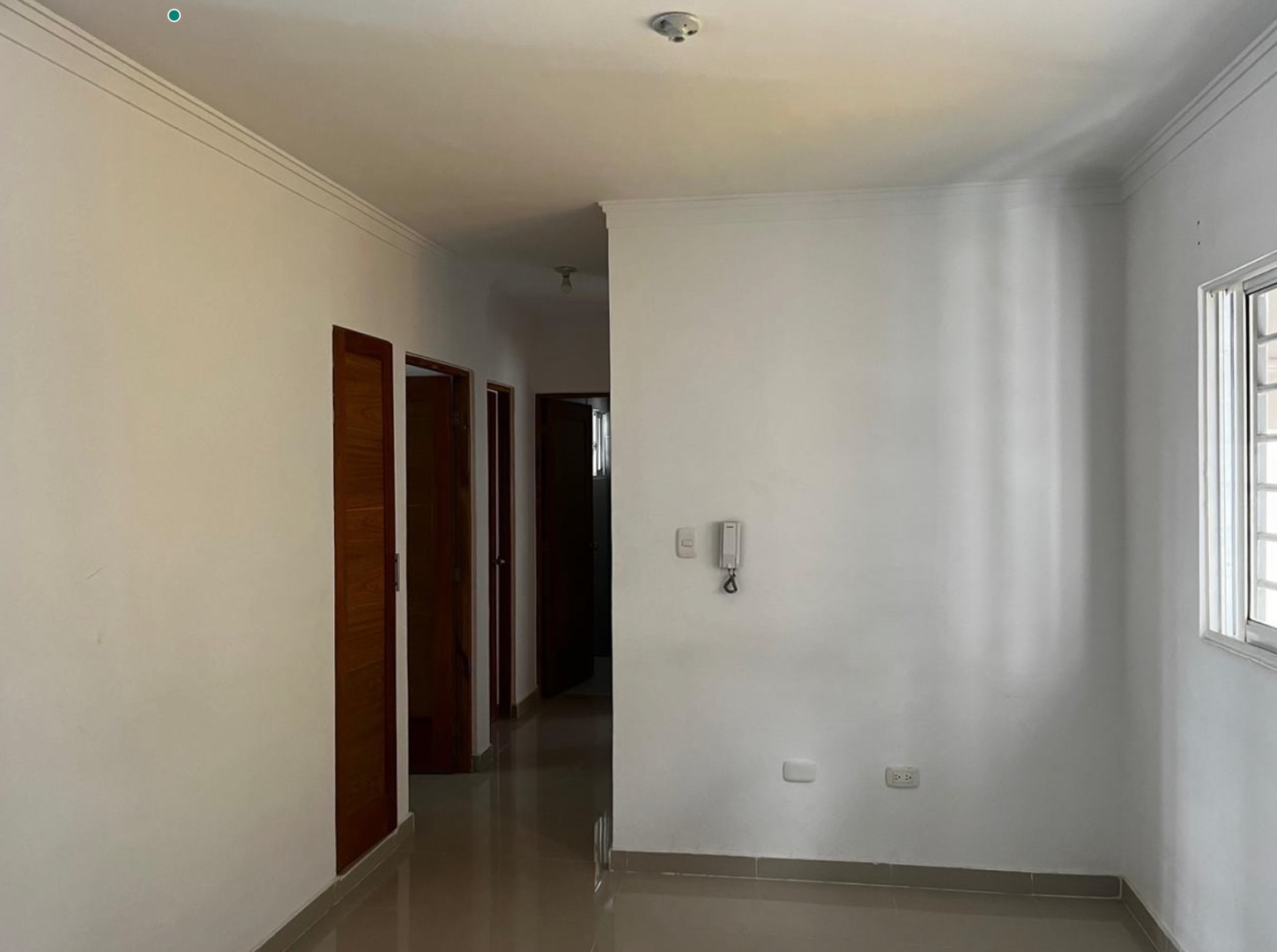 apartamentos - Apartamento en alquiler en Altos de Alameda, tercera planta, 26,000 pesos 3