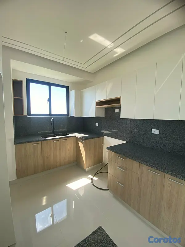 apartamentos - Apartamento familiar con una sala con ventanales p 8