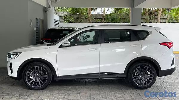 jeepetas y camionetas - Jetour X70 FL 2027 5