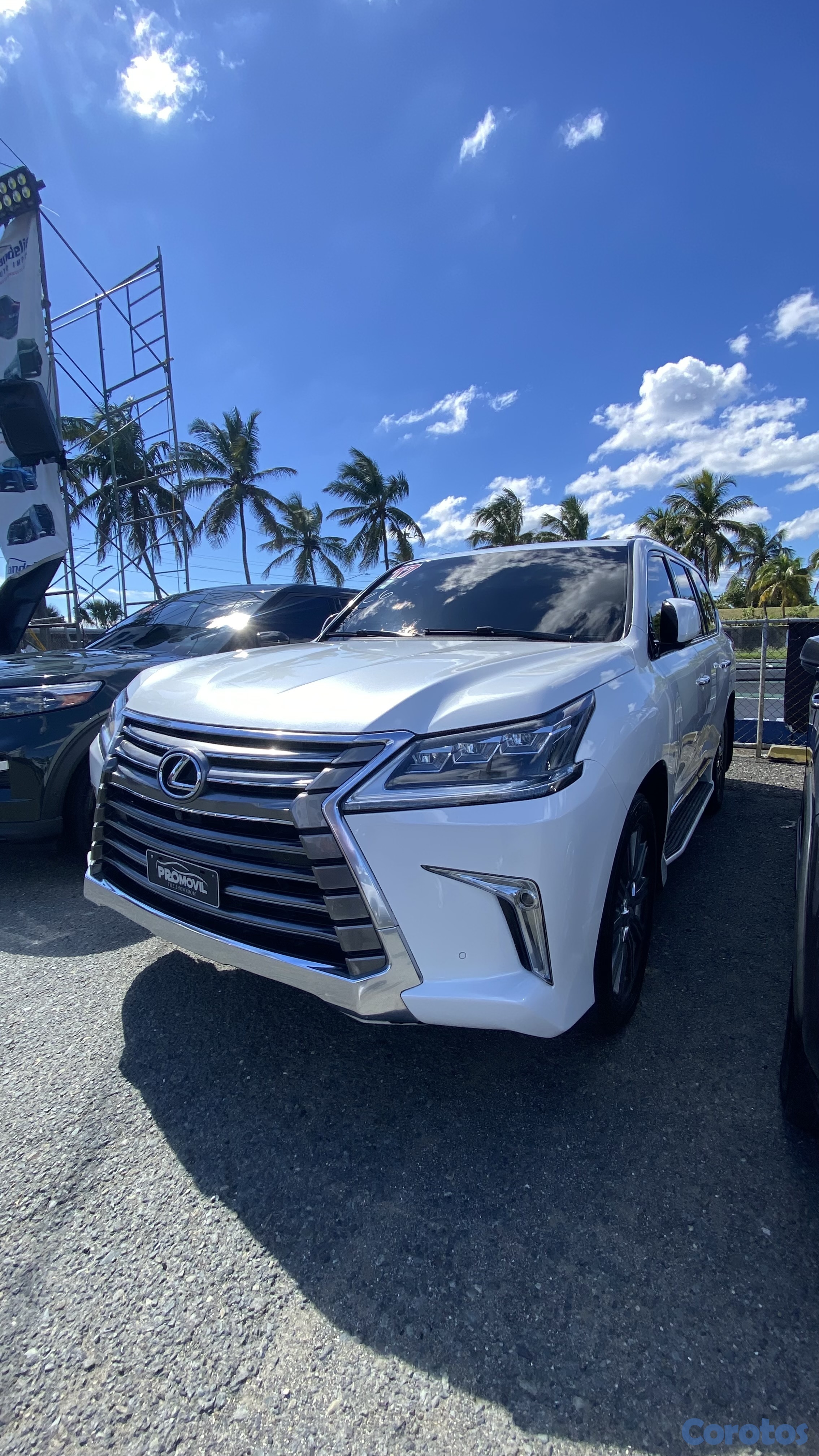 jeepetas y camionetas - Lexus LX 570 2017 2