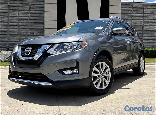 jeepetas y camionetas - Nissan ROGUÉ SV 2017 2
