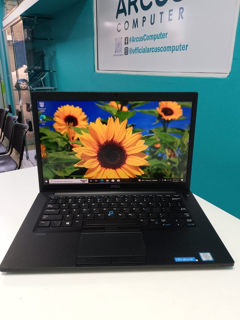 computadoras y laptops - Laptop, Dell Latitude 7480 / 7th Gen, Intel Core i5 / 8GB DDR4 / 256GB SSD

