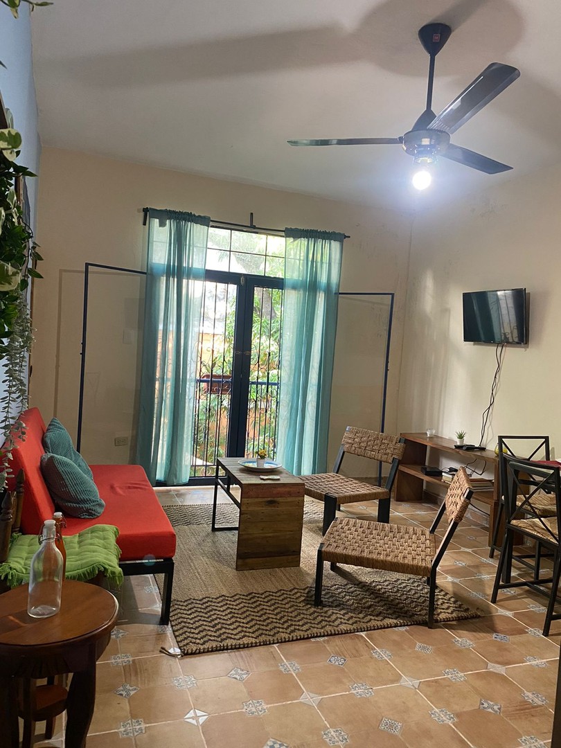 apartamentos - Alquiler Apartamento de 2 Habitaciones con piscina, Ciudad Nueva, Santo Domingo 3
