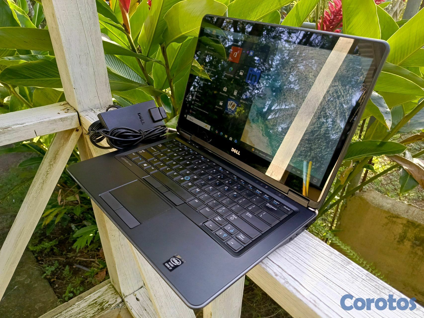 computadoras y laptops - Laptop Dell, Touch,  i7 4ta, Disco 256 GB, 16GB Ram. 2