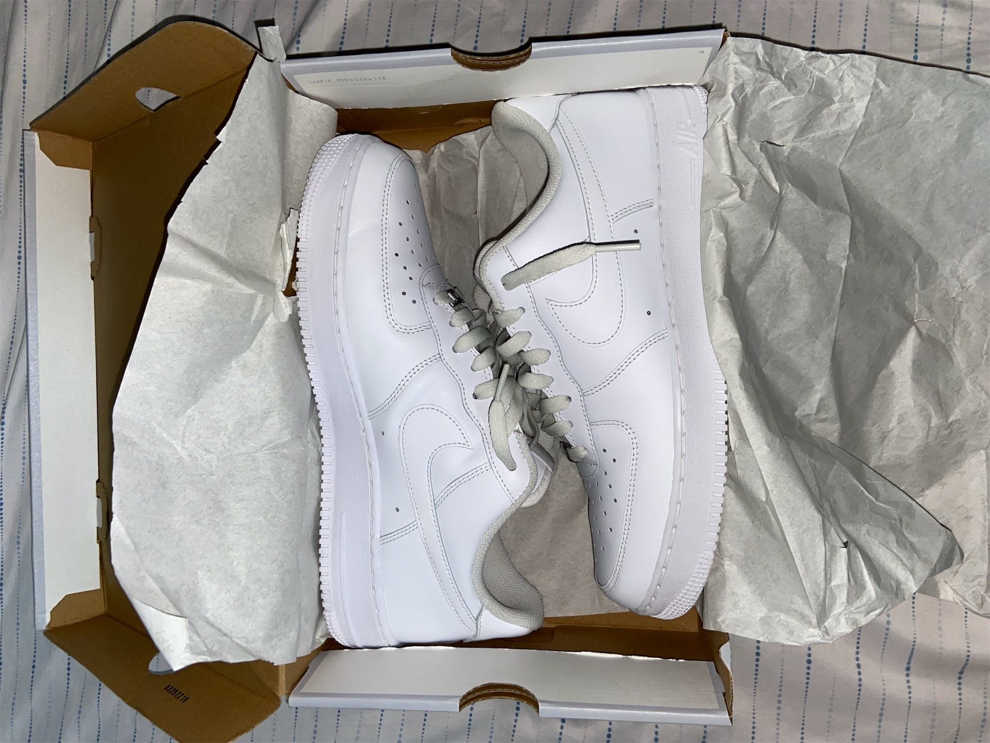 zapatos para hombre - Se vende Nike Air Force 1 blanco 
