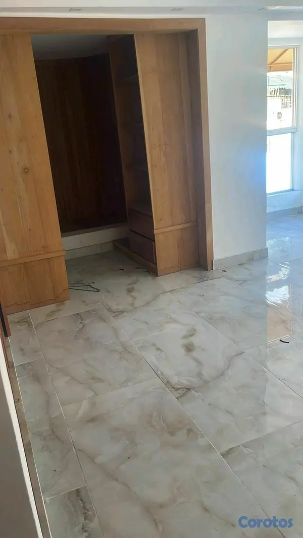 casas - casa de dos niveles con piscina en Res. Arismar Santo Domingo Este. 7