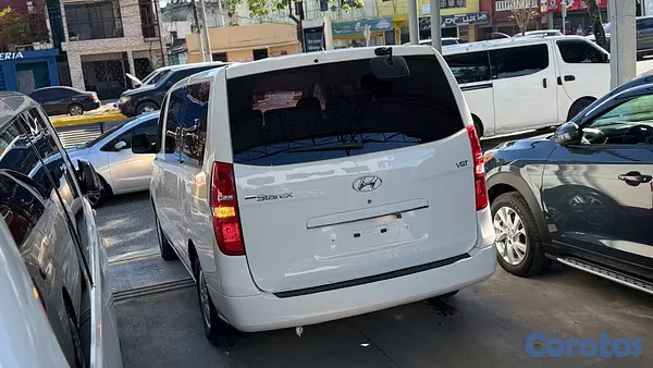 jeepetas y camionetas - 2020 Hyundai Grand Starex Diesel 4
