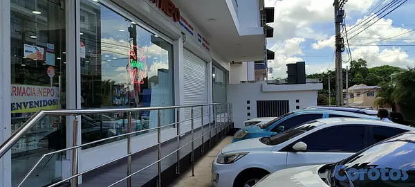 oficinas y locales comerciales - Locales en alquiler El Millon 4