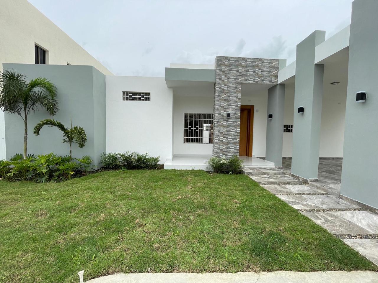casas - Casa Recion Construidaen Residencial Cerrado, Moca
