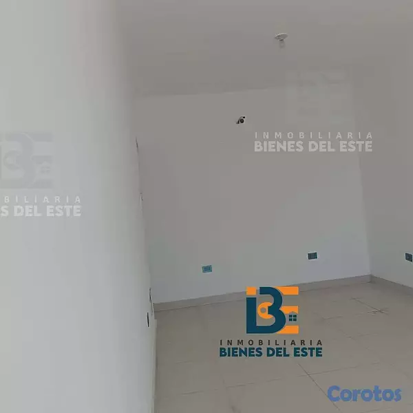 oficinas y locales comerciales - Se Renta Local Comercial en Barrio México, proximo 6