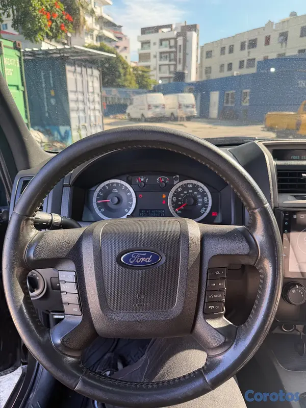 jeepetas y camionetas - FORD ESCAPE 2011 XLT 7